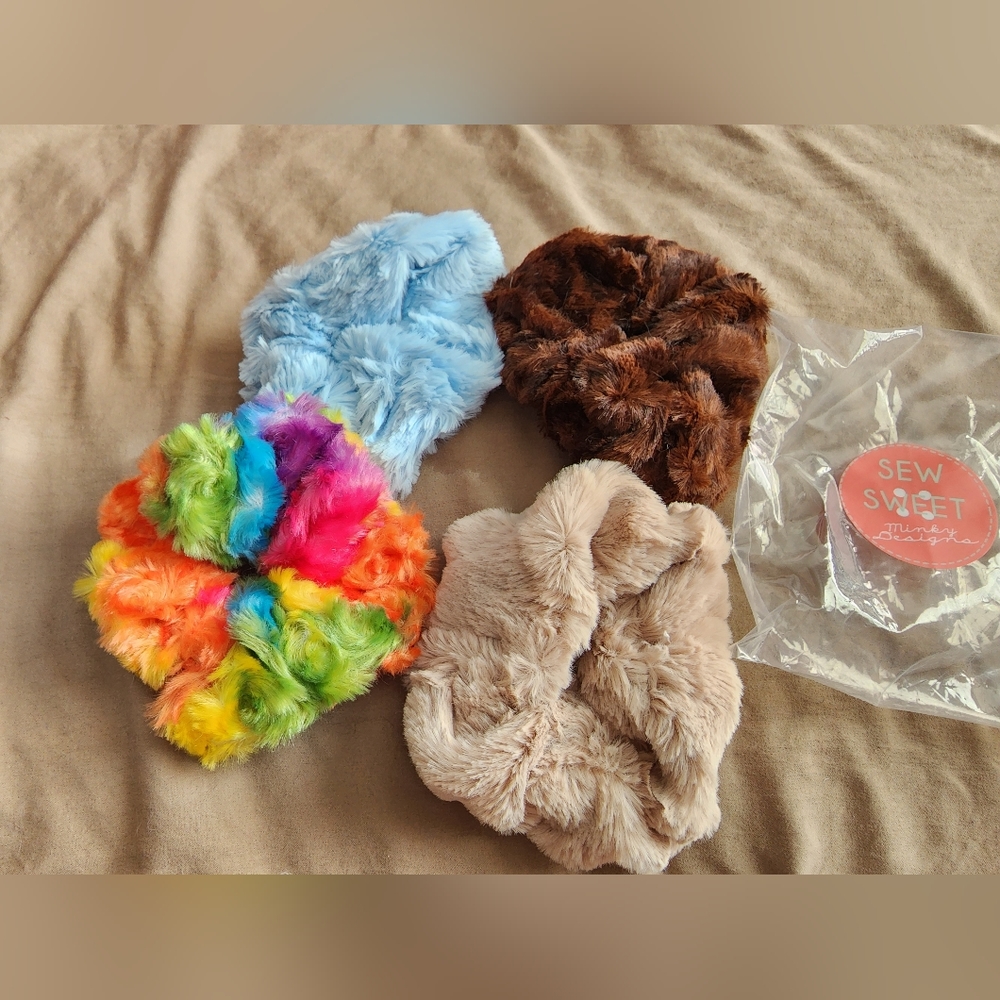 4 Minky scrunchies by Sew Sweet